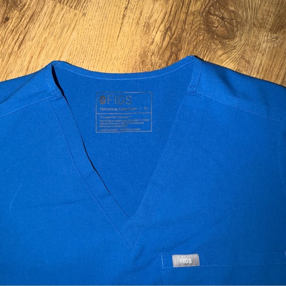 Royal Blue Figs Scrub Set - Size Medium - Picture 3 of 7